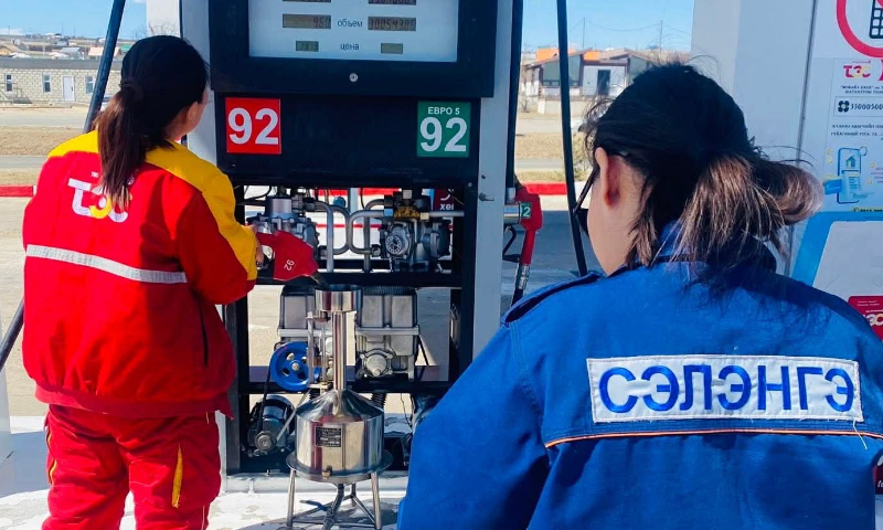         Тус хэлтсийн мэргэжилтнүүд Сайхан, Сант, Хушаат, Орхон, Орхонтуул, Баруунбүрэн сумдад ээлжит баталгаажуулалтаар ажиллан, худалдаа үйлчилгээний газруудад тохирлын үнэлгээ хийж, хэмжих хэрэгслийг шалгалт баталгаажуулалтад хамруулж байна. 